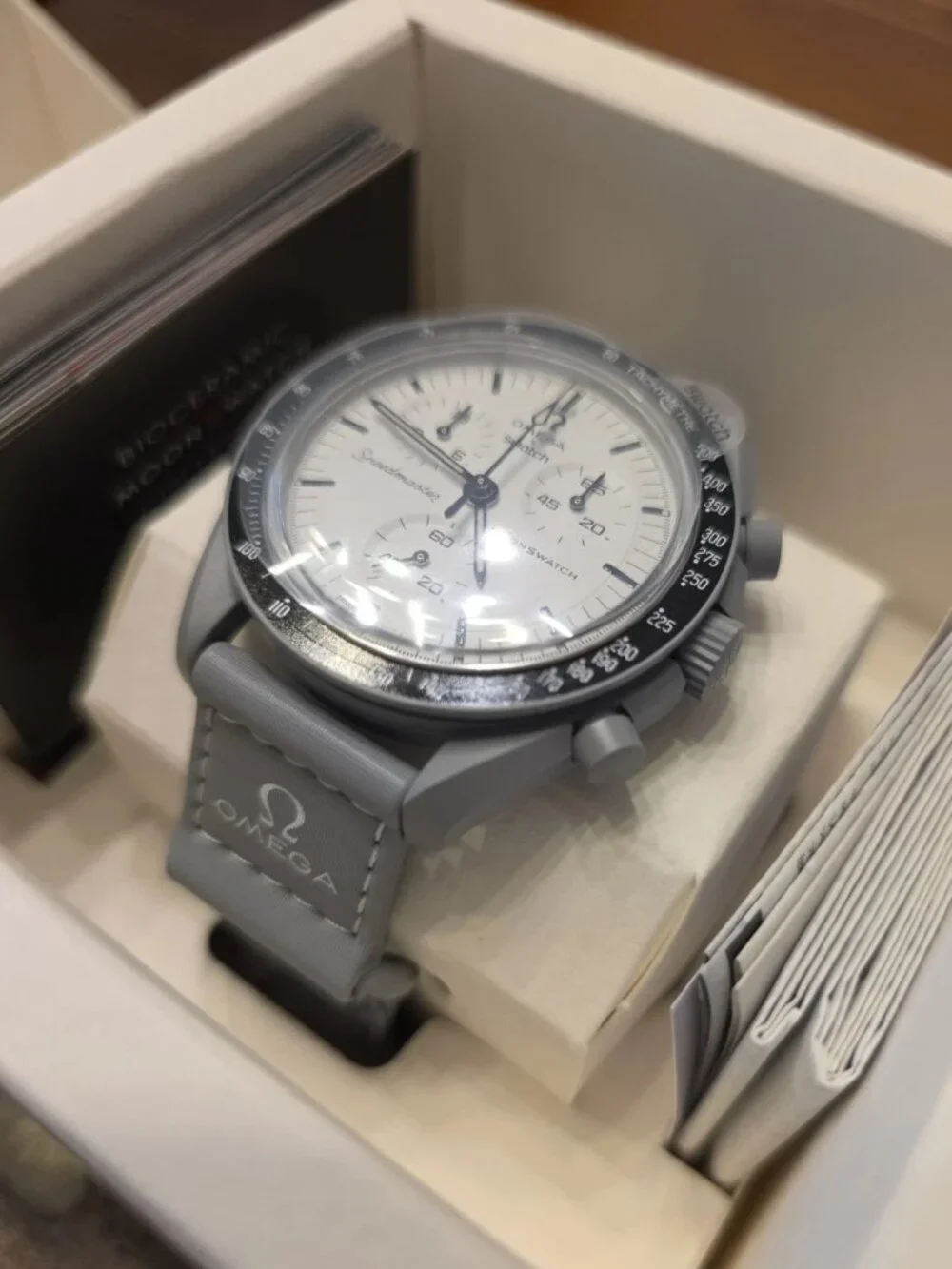 Swatch x Omega BIOCERAMIC MoonSwatch 1965 Gray White SO33M106